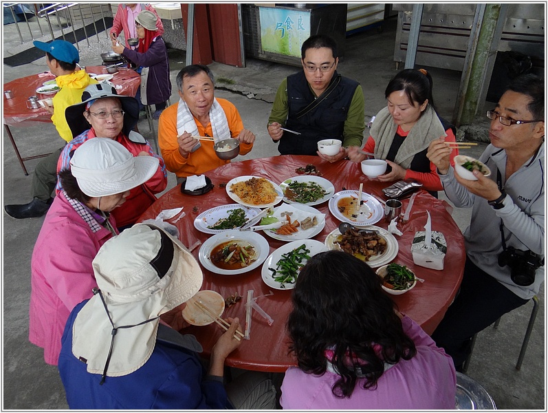 2015-03-23 12-06-09奉天岩良食局午餐.JPG